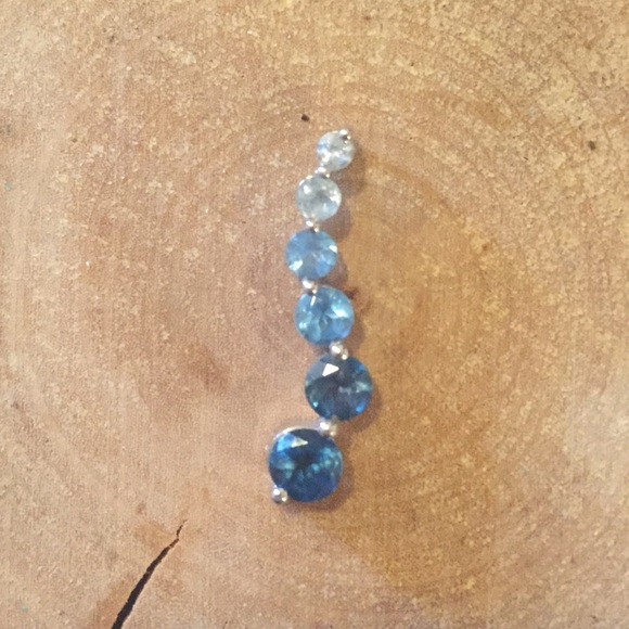 Riddle's Jewelry Jewelry - Riddle’s Jewelry Gemstone 6 stone pendant